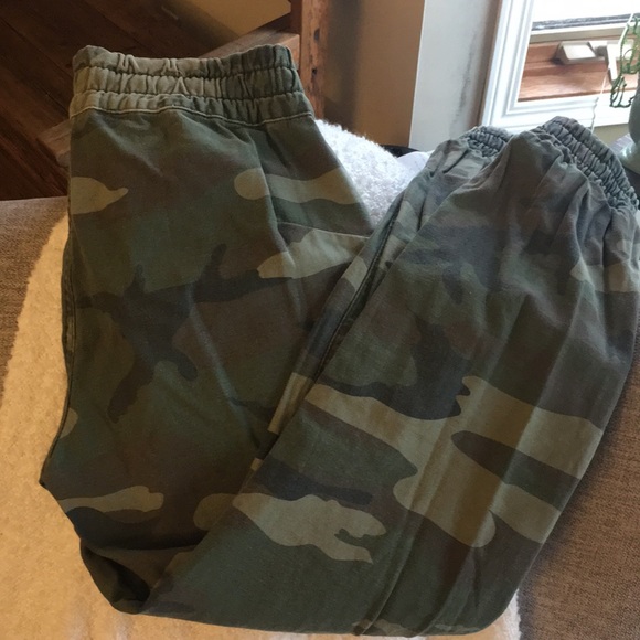 TNA camouflage jogger pants size 0 - Picture 10 of 13